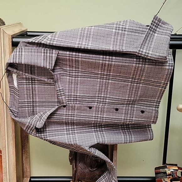 NWOT Oak + Fort button down, cropped length, off shoulder design. Med. Playful. - Picture 5 of 11